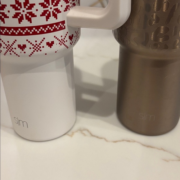 Set of Two Festive and Textured Tumblers Simple Modern like NEW - Picture 3 of 4